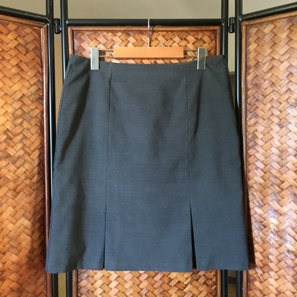 H&M Charcoal Grey Fall Kick Pleated Career Skirt US 8 Office Siren - Picture 2 of 12